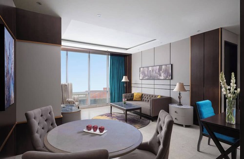 Karet Hotel | The Grove Suites by Grand Aston