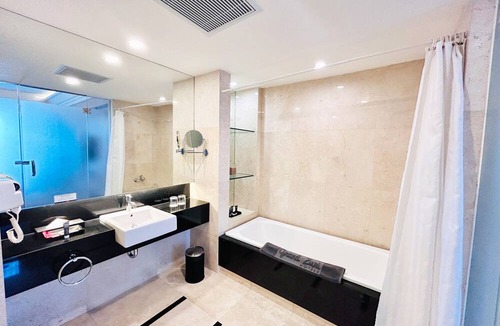 Serpong Hotel | Grand Zuri BSD City