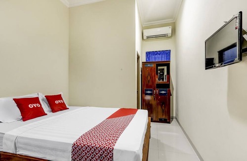 Pati Hotel | OYO 90927 Homestay Tentrem 2