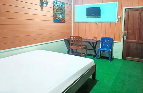 Tanjung Selor Hotel | OYO 91768 Hotel Tanjung Permai