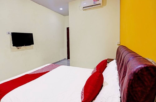 Batam Hotel | Hotel O Hasan House SyariahNearPelabuhan Feri Harbor Bay