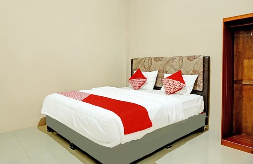 East Ogan Komering Ulu Hotel | OYO 92386 Homestay Juwita Perdana Syariah