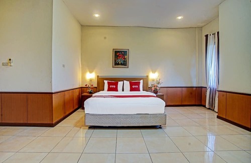 Tulang Bawang Hotel | OYO 90947 Hotel Sarbini