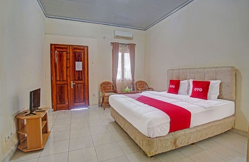 Tulang Bawang Hotel | OYO 90947 Hotel Sarbini