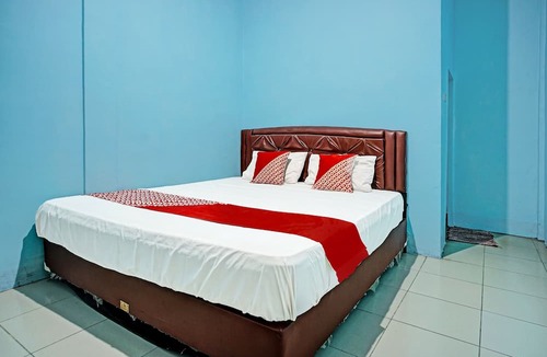 Toba Samosir Hotel | Hotel O Adela