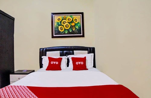 Medan Hotel | OYO 92430 Anora Homestay