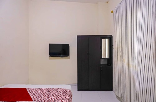 Lubuk Baja Hotel | Hotel O Hasan House Syariah 2NearVihara Budhi Bhakti
