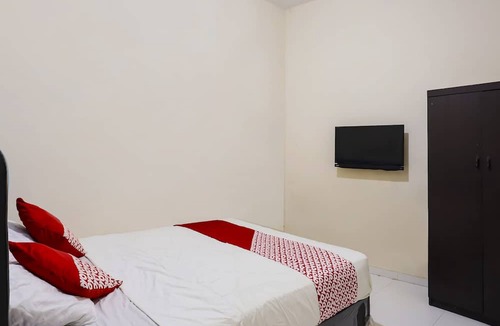 Lubuk Baja Hotel | Hotel O Hasan House Syariah 2NearVihara Budhi Bhakti