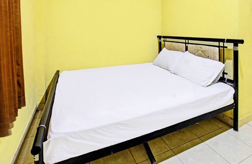 Mataram Hotel | Hotel O Kos Agi Mataram Near Masjid Hissoh Al-Faham