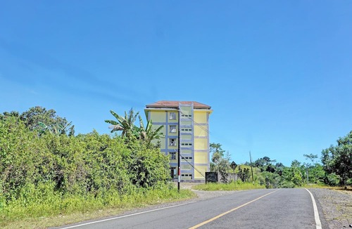 Malang Hotel | SPOT ON 92374 Penginapan Rusunawa