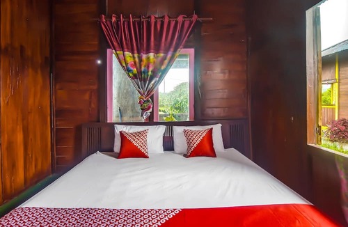 Manado City Centre Hotel | Hotel O Filadelfia Resto & Penginapan Near Benteng Moraya