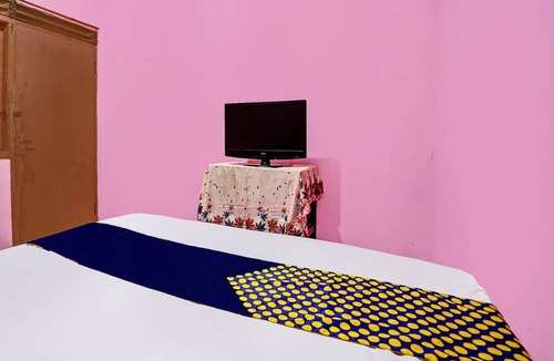 Gresik Hotel | Hotel O Nurul Homestay Syariah