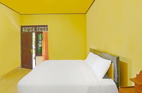 Munduk Hotel | OYO 91100 Pondok Kusuma Wisata