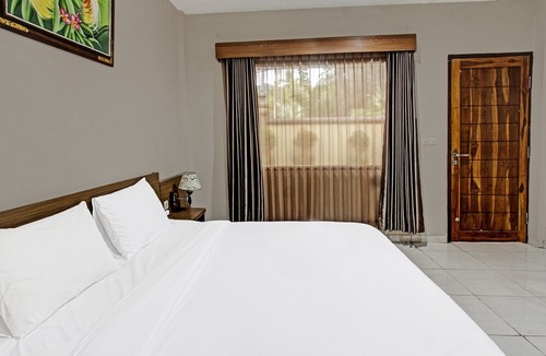 Kecamatan Janapria Hotel | OYO 91696 Kimara Homestay & Resto
