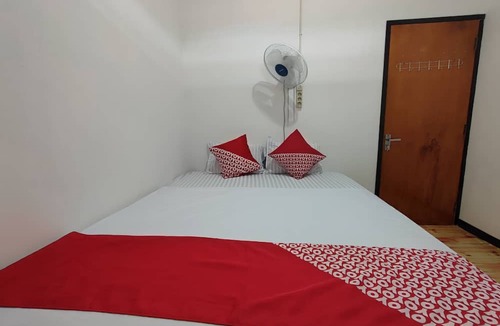 Pagar Alam Hotel | OYO 92357 Zzip Homestay