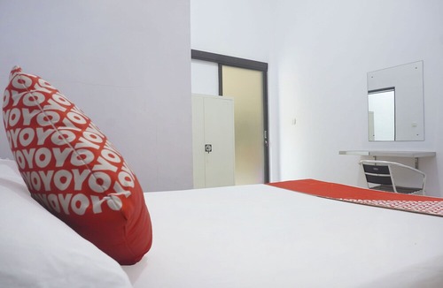 Makassar Hotel | OYO 3123 Orchid Homestay Syariah