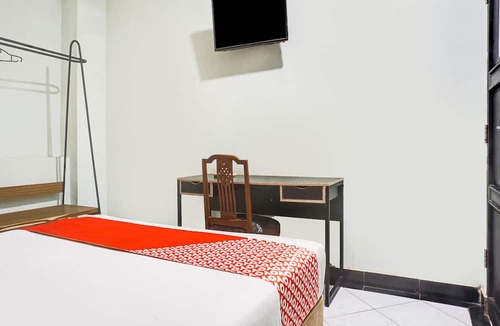 Panakkukang Hotel | Hotel O Makassar near Mall Panakukkang formerly Sayang Home Stay