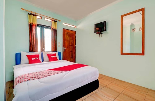 Ciater Hotel | OYO 3879 Villa Sari Intan