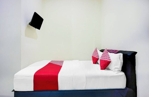 Parmonangan Hotel | Hotel O Balige City Near Tugu Juara Monang