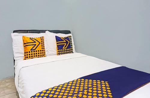 Gresik Hotel | OYO Life 91600 Syariah Army Kost & Homestay