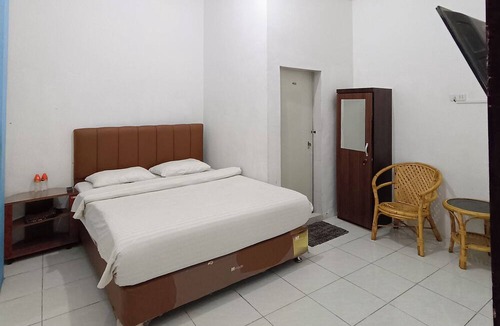 Pulau Weh Hotel | OYO 92207 Hotel Koperasi