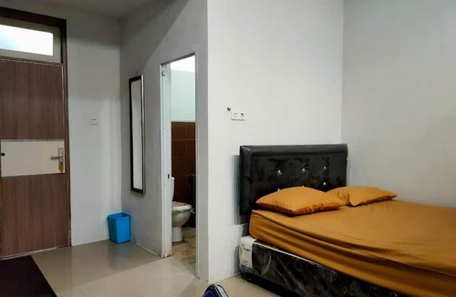 Makassar Hotel | Hotel O Kost 3 Kelor Syariah