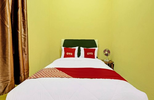 Ngemplak Hotel | OYO 92067 Sekar Gadung Homestay Syariah