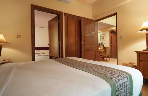 Cikarang Hotel | Asuka Hotel MM2100 Industrial Town