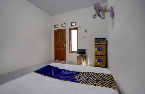 Rogojampi Hotel | Hotel O Griya Sandi Syariah Rogojampi