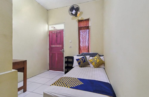 Jatiwangi Hotel | Hotel O Al Mahira Syariah