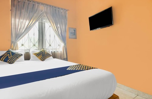 Tasikmalaya Hotel | SPOT ON 91620 Skypiea Guest House