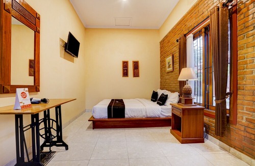 Bantul Hotel | SUPER OYO Collection O 90265 Cempoko Mulyo Homestay Syariah