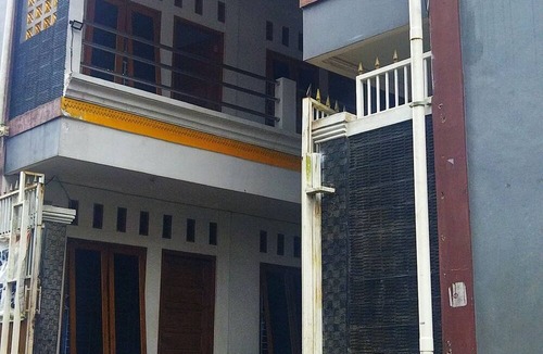 Sukabumi Hotel | SPOT ON 92532 Penginapan Hj Lilis Syariah