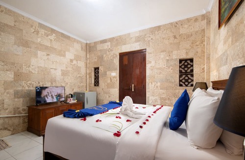 Legian Hotel | Hotel Lumbung Sari Legian