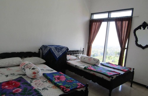 Sarangan Hotel | Hotel Pantes
