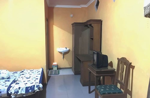 Klaten Selatan Hotel | Hotel Alami near Alun-Alun Klaten