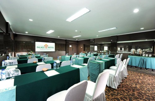 Cipanas Hotel | Palace Hotel