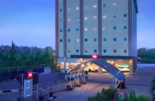 Balikpapan Hotel | ibis Balikpapan