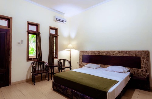 Kalipuro Hotel | Hotel Mahkota Plengkung