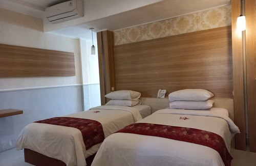 Lovina Hotel | Bali Taman Lovina Resort & Spa Suites
