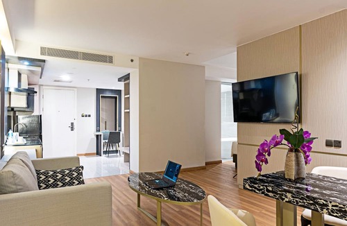 Surabaya Hotel | Platinum Hotel Tunjungan Surabaya