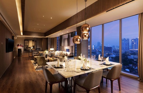Pegangsaan Hotel | DoubleTree by Hilton Jakarta - Diponegoro