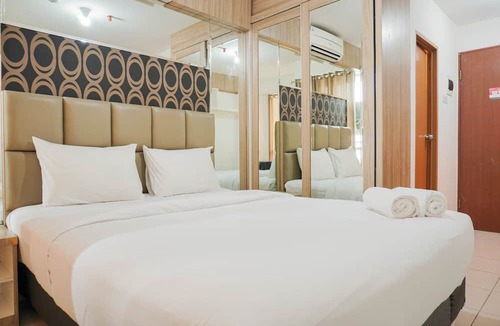 Kayu Putih Apartment | Chic and Cozy Studio at Tifolia Apartment