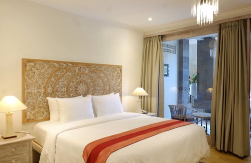 Legian Hotel | Su's Cottages