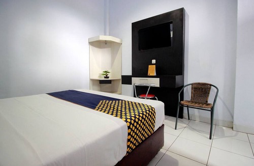 Bengkulu House | SPOT ON 2842 Hotel Rindu