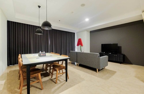 Pancoran Apartment | 3BR Pancoran L'Avenue Comfy Apartment