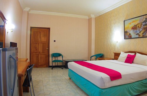Kupang House | RedDoorz Plus @ Ketapang Satu Beach Kupang
