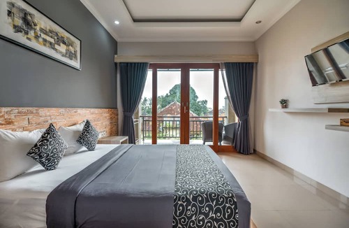 Sunset Road Hotel | D Sarian Seminyak