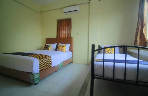 Dumai Hotel | SPOT ON 2305 Andys Nur Penginapan