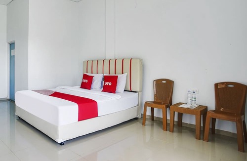 Karya Penggawa Hotel | OYO 2246 Anjung Bang Oking Hotel & Resort